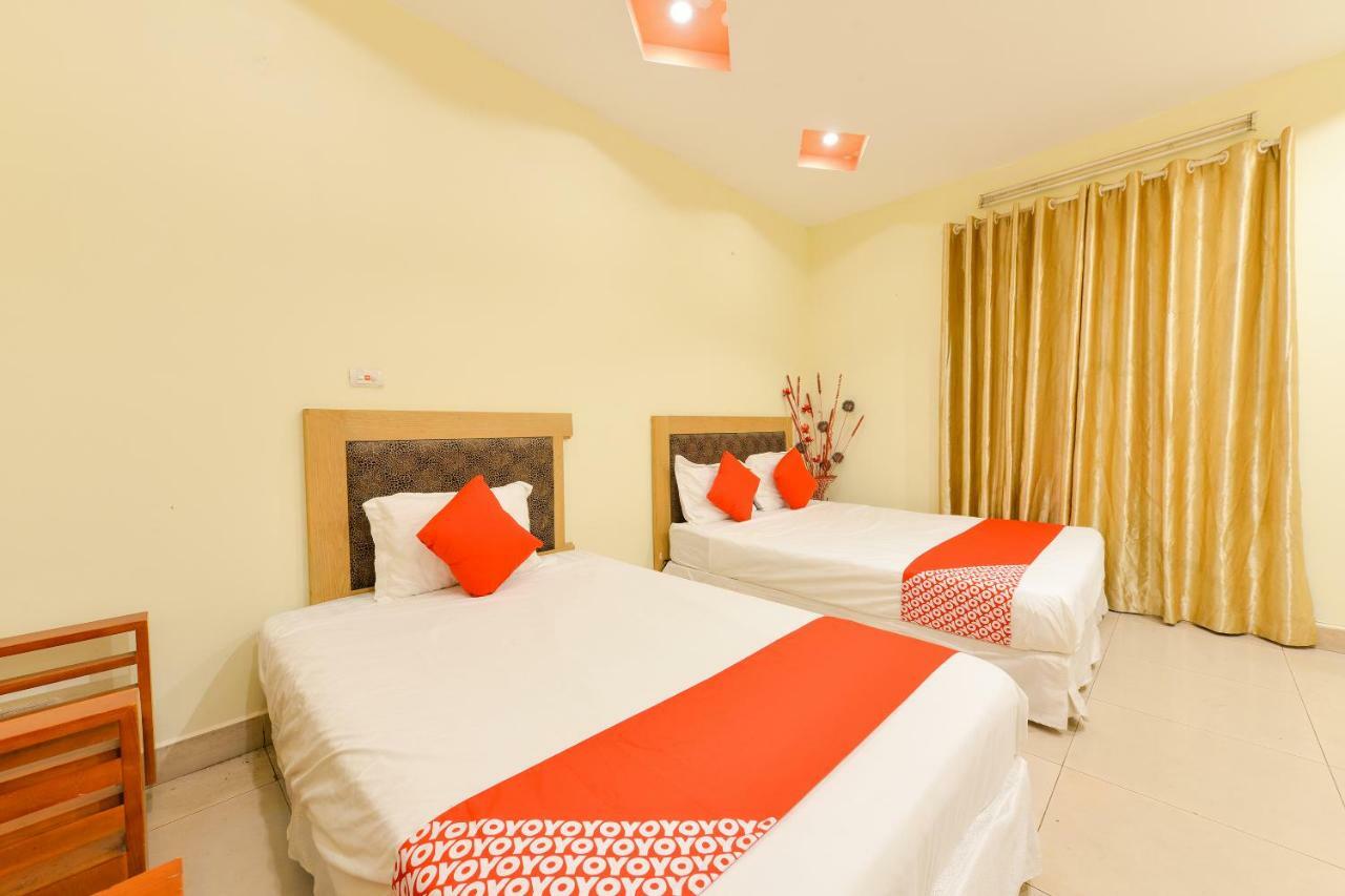 האנוי Oyo 279 West Lake Hotel מראה חיצוני תמונה